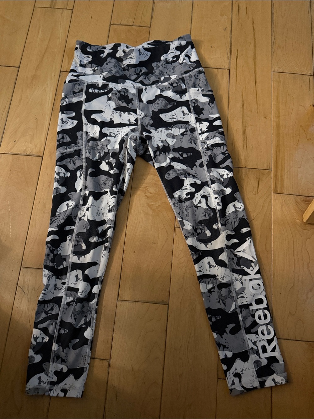 Reebok Girls' Black, Gray & White Camo Leggings